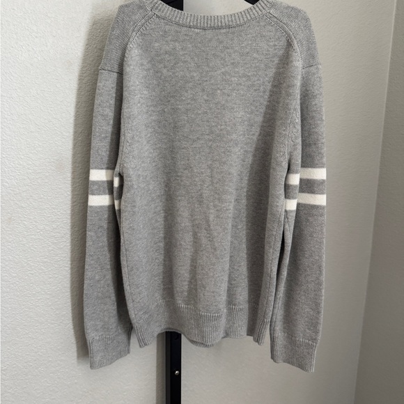 GAP Gray Sweater with Camouflage Lightning Bolt - Picture 4 of 4